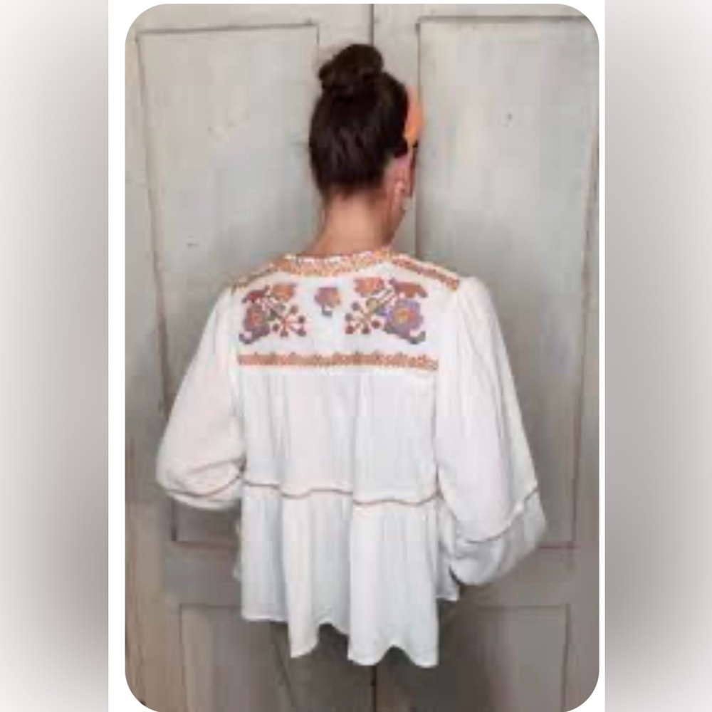 Easel embroidered boho gauze top Size small NWT - Picture 2 of 7